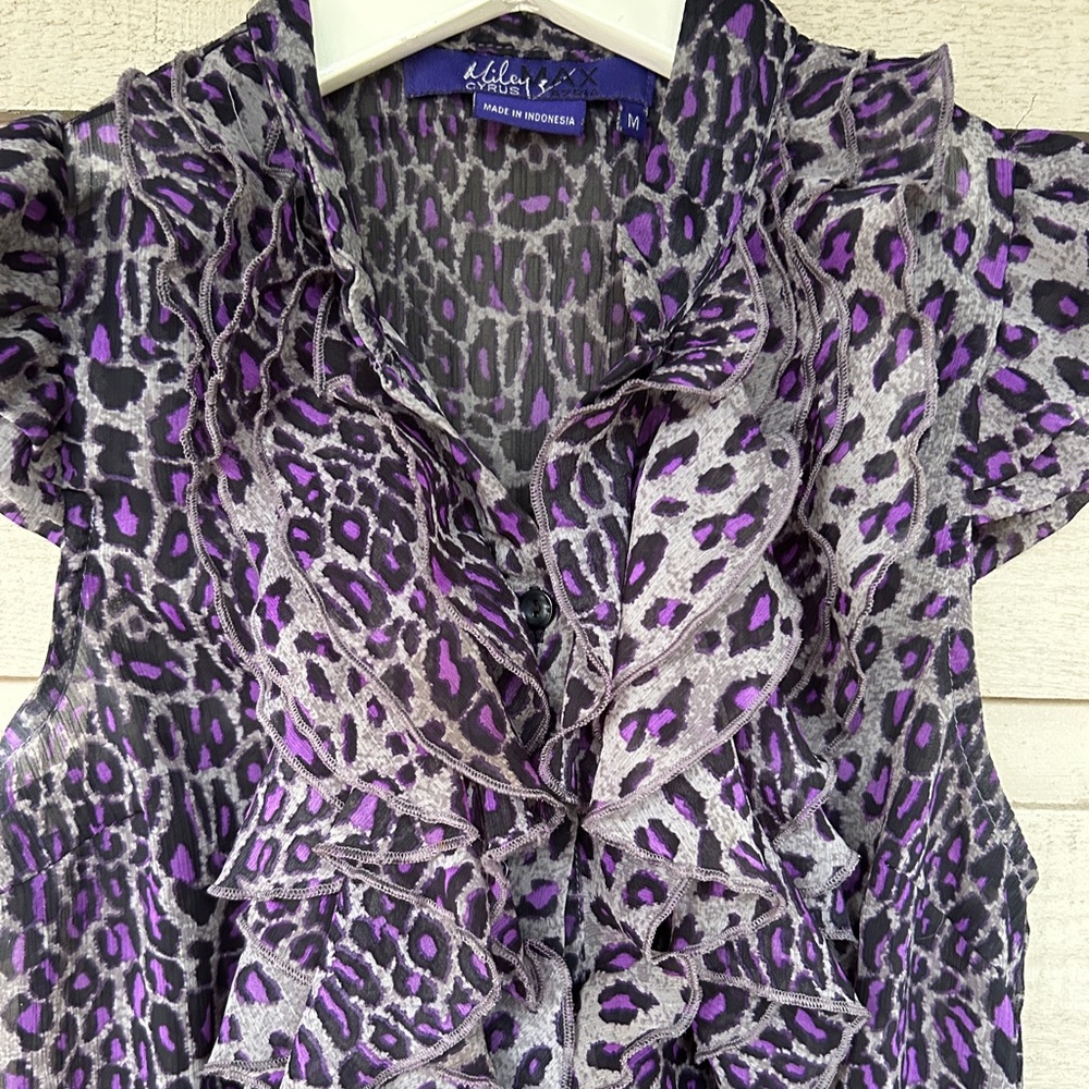 Miley Cyrus Max Azria Ruffle Button Up Top - Picture 2 of 7